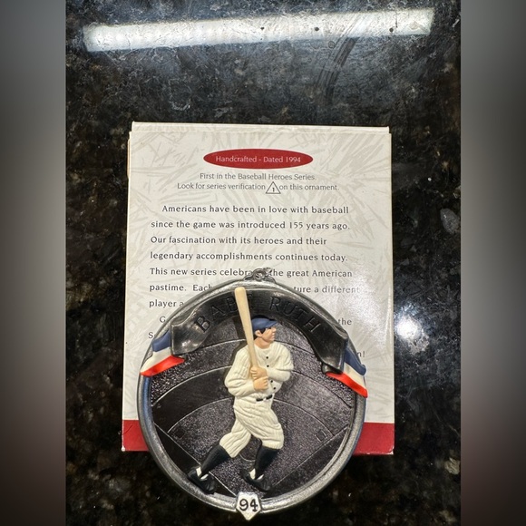 Vintage Hallmark Babe Ruth Ornament - 1994 - Baseball Heroes Collector’s Series - Picture 2 of 4